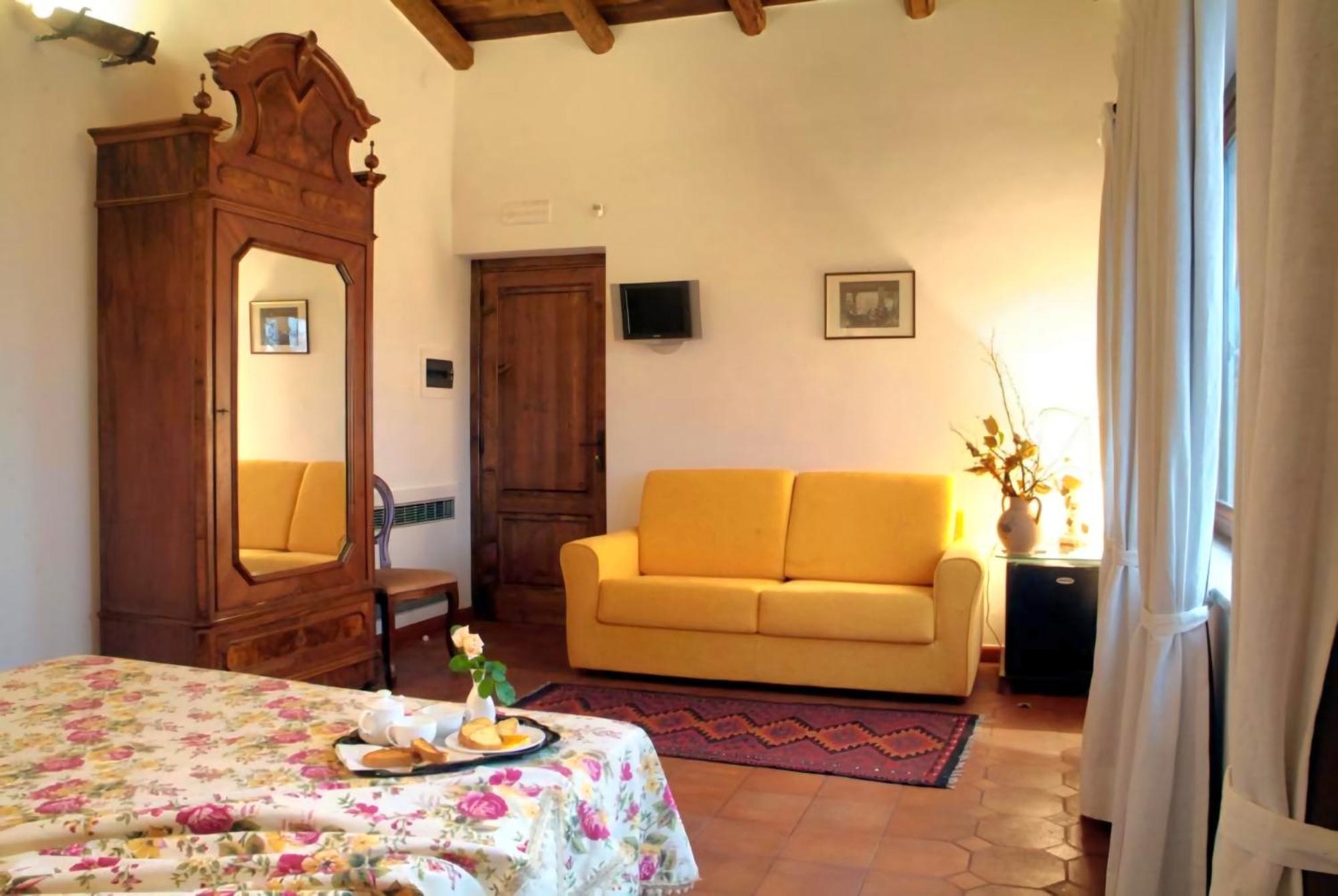 Hotel Villa Rizzo Resort And Spa San Cipriano Picentino Room photo